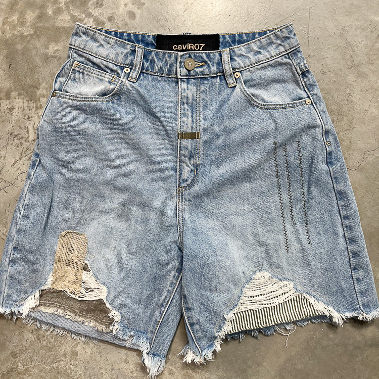 019 caviR.07 Shorts Size 8