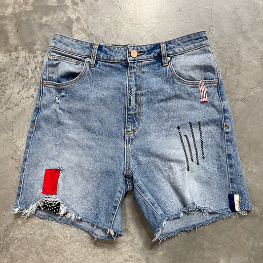 015 caviR.07 Shorts Size 10